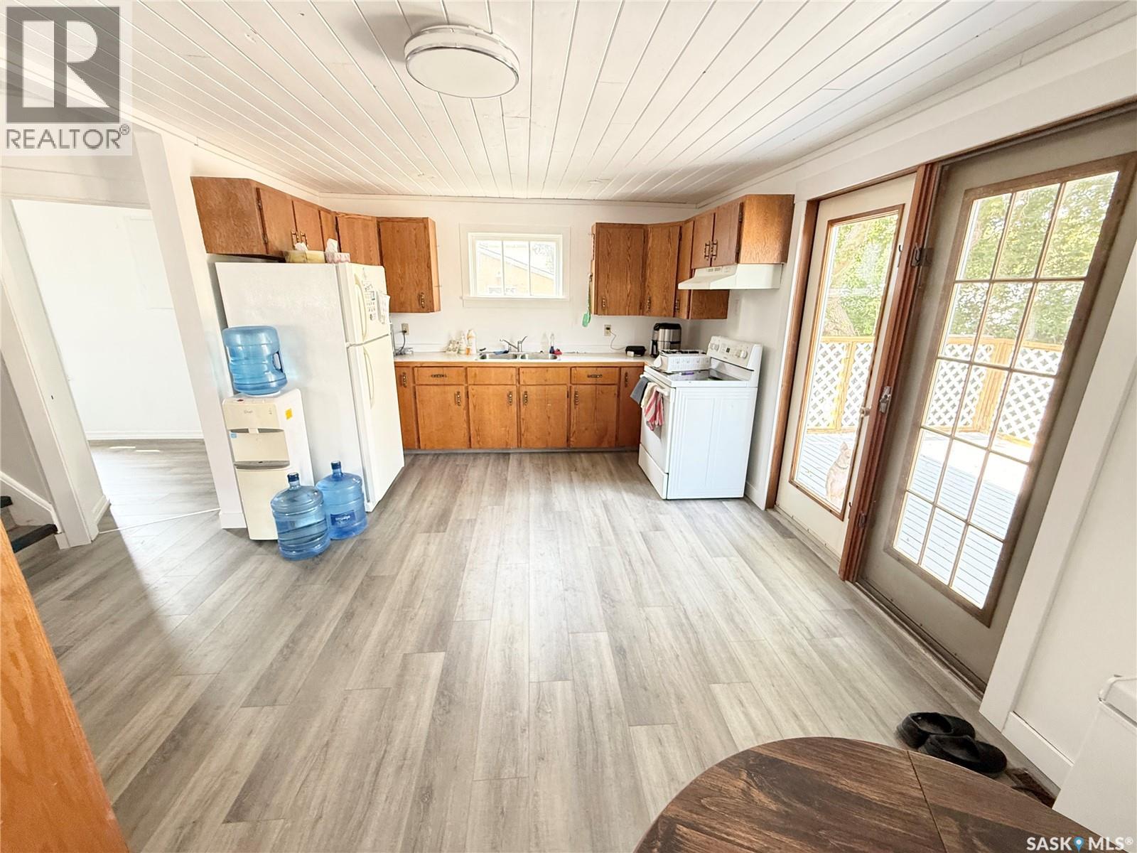 325 3rd Avenue S Property Photo 10
