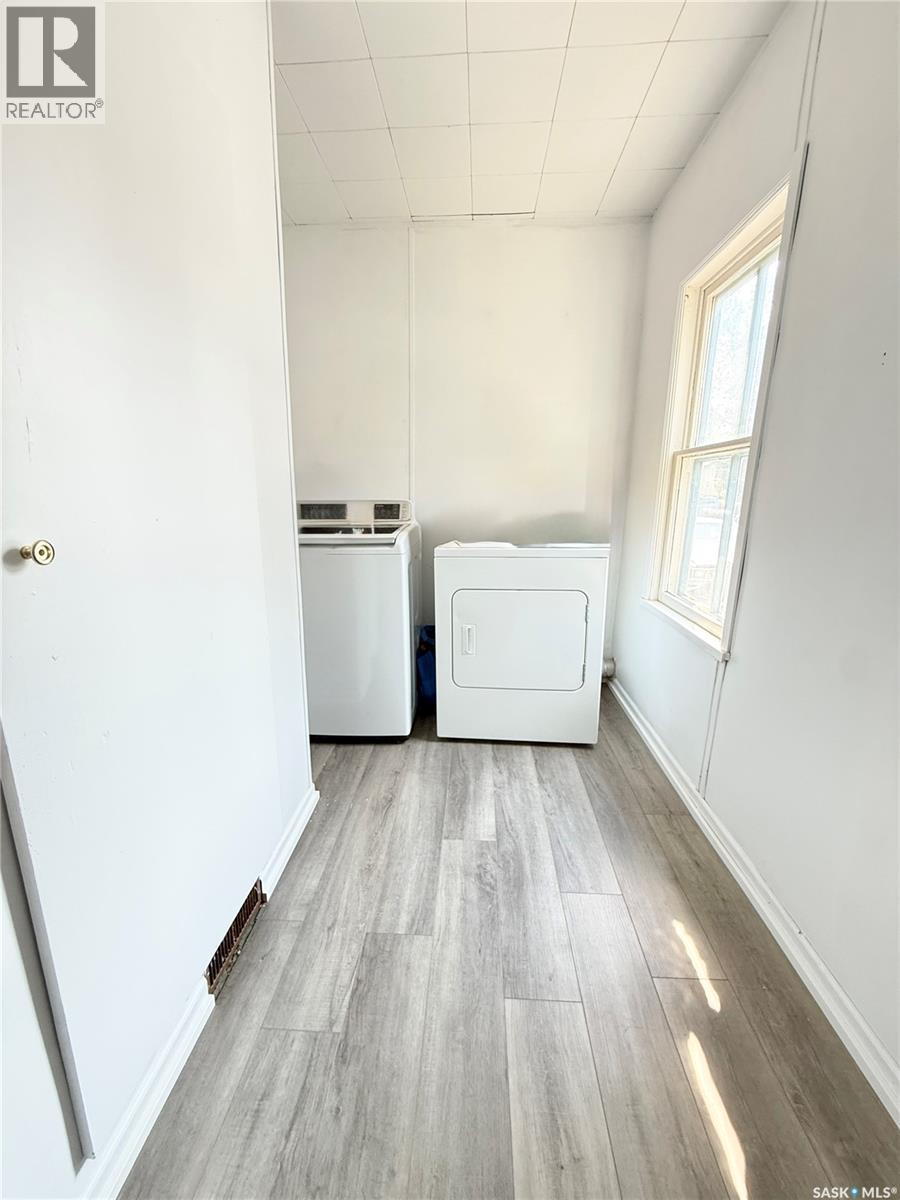325 3rd Avenue S Property Photo 13