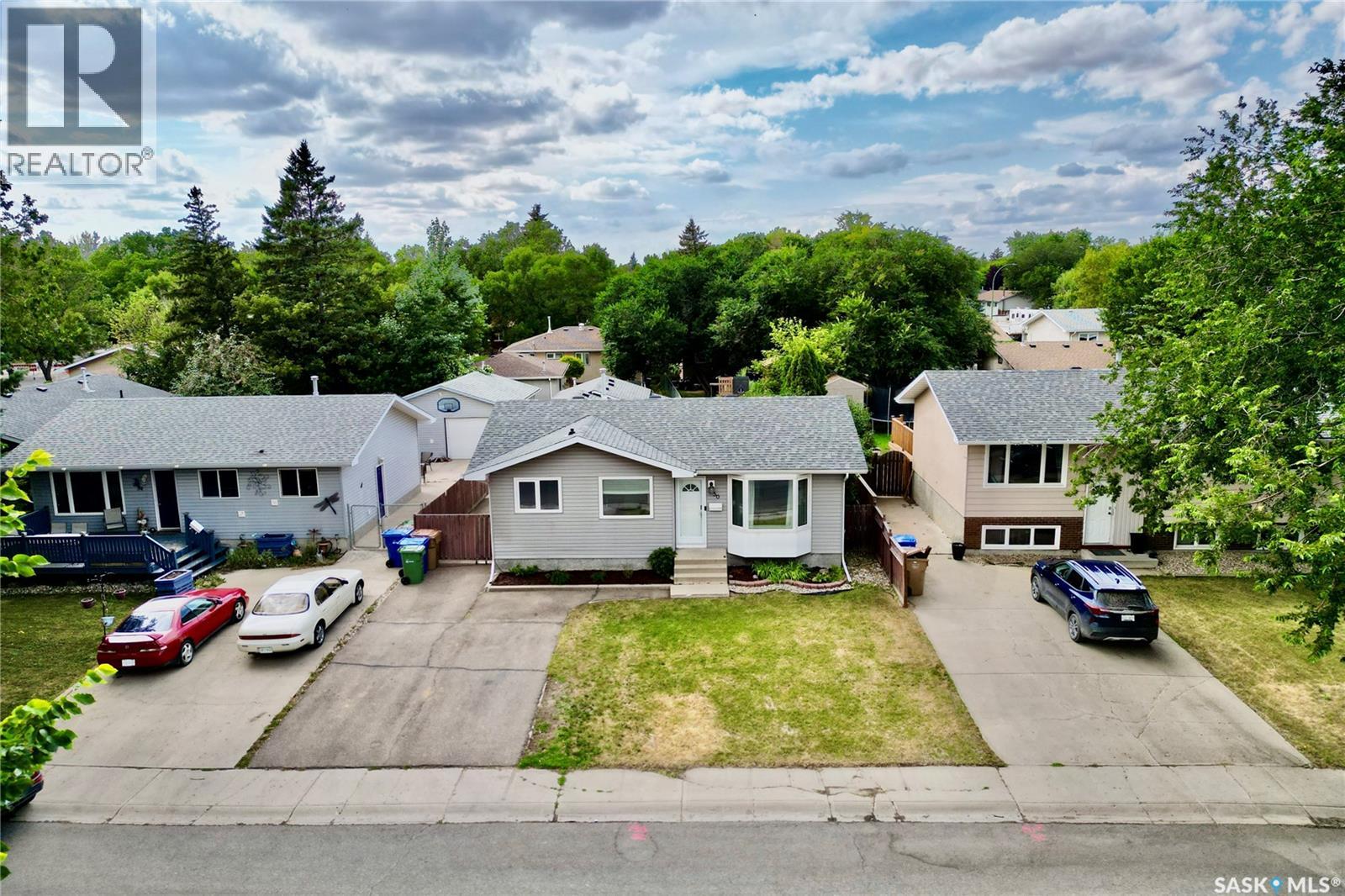 50 Markwell DRIVE