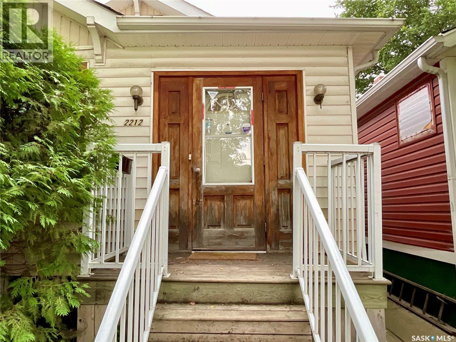 2212 MONTREAL STREET Property Photo 1