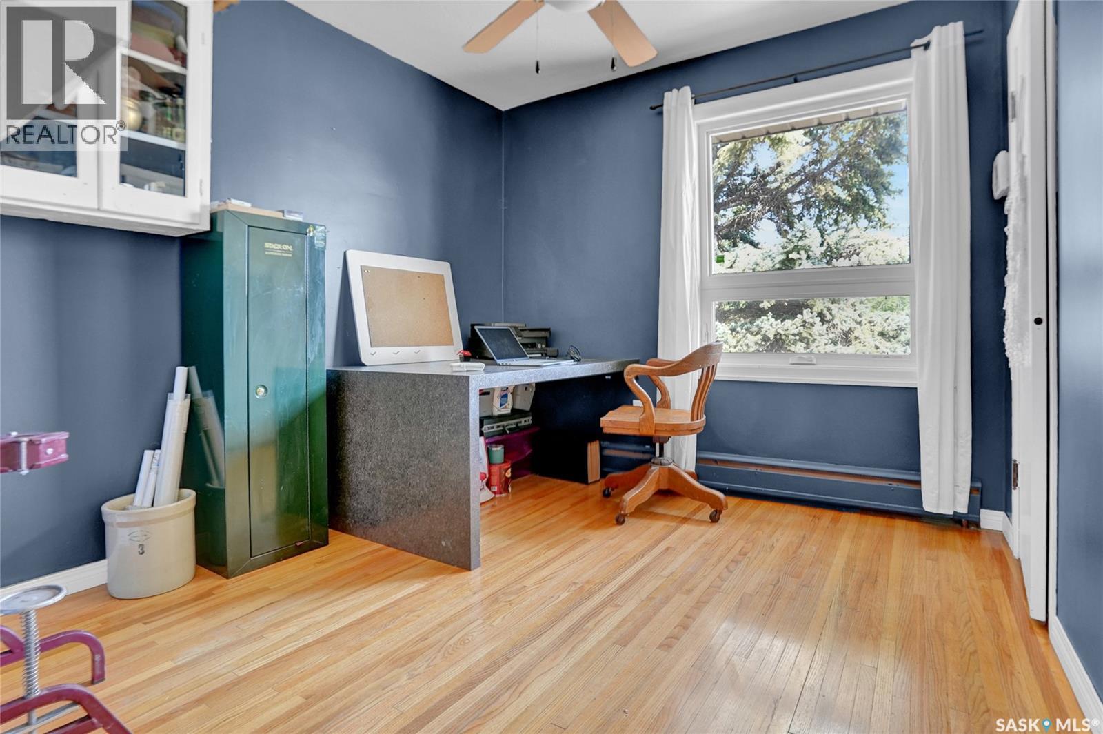 520 3rd Avenue E Property Photo 20