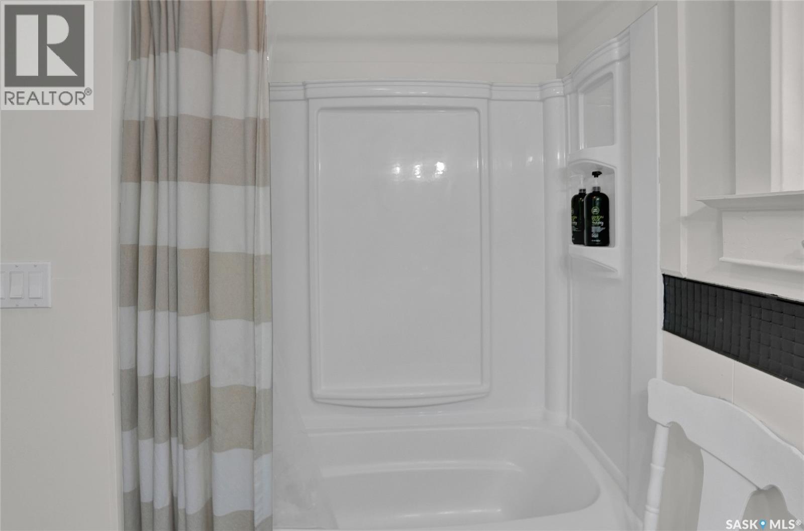 520 3rd Avenue E Property Photo 26