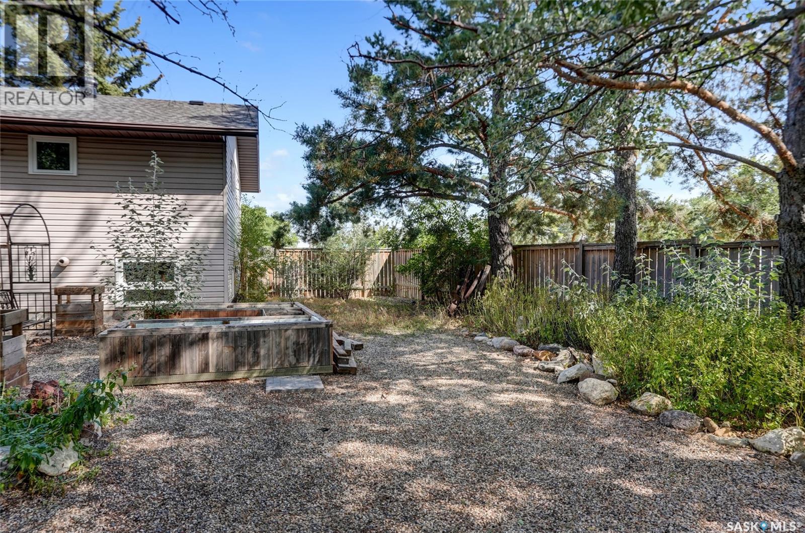 520 3rd Avenue E Property Photo 62