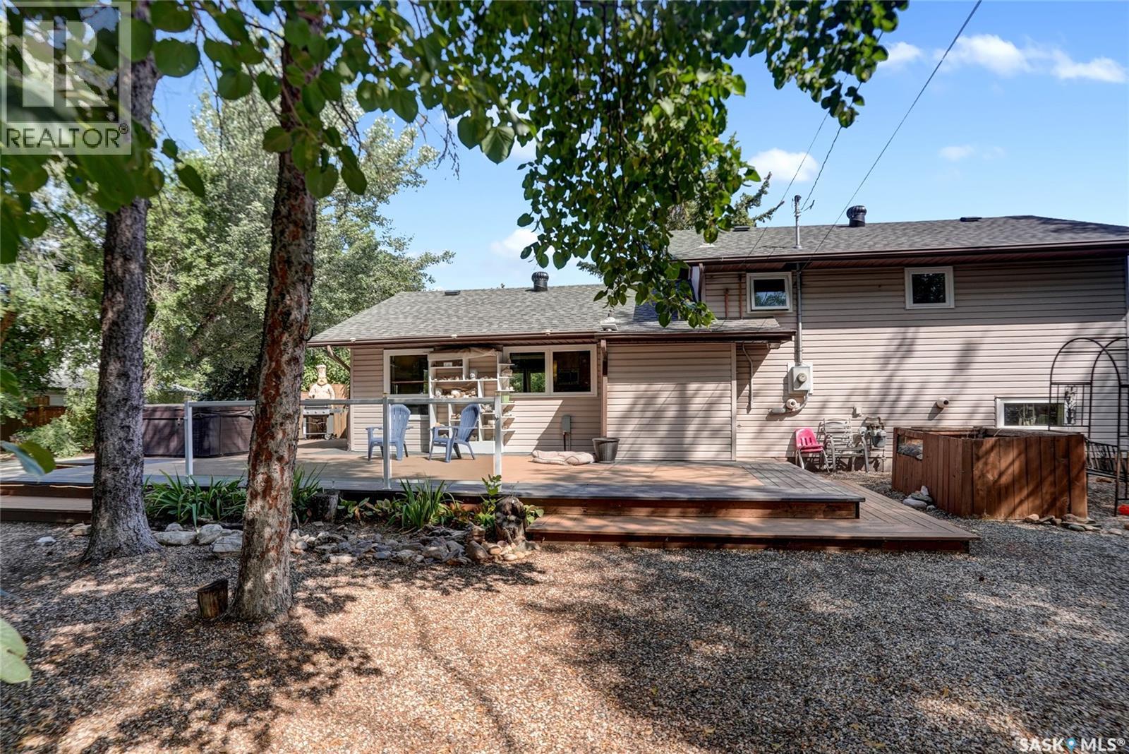 520 3rd Avenue E Property Photo 64
