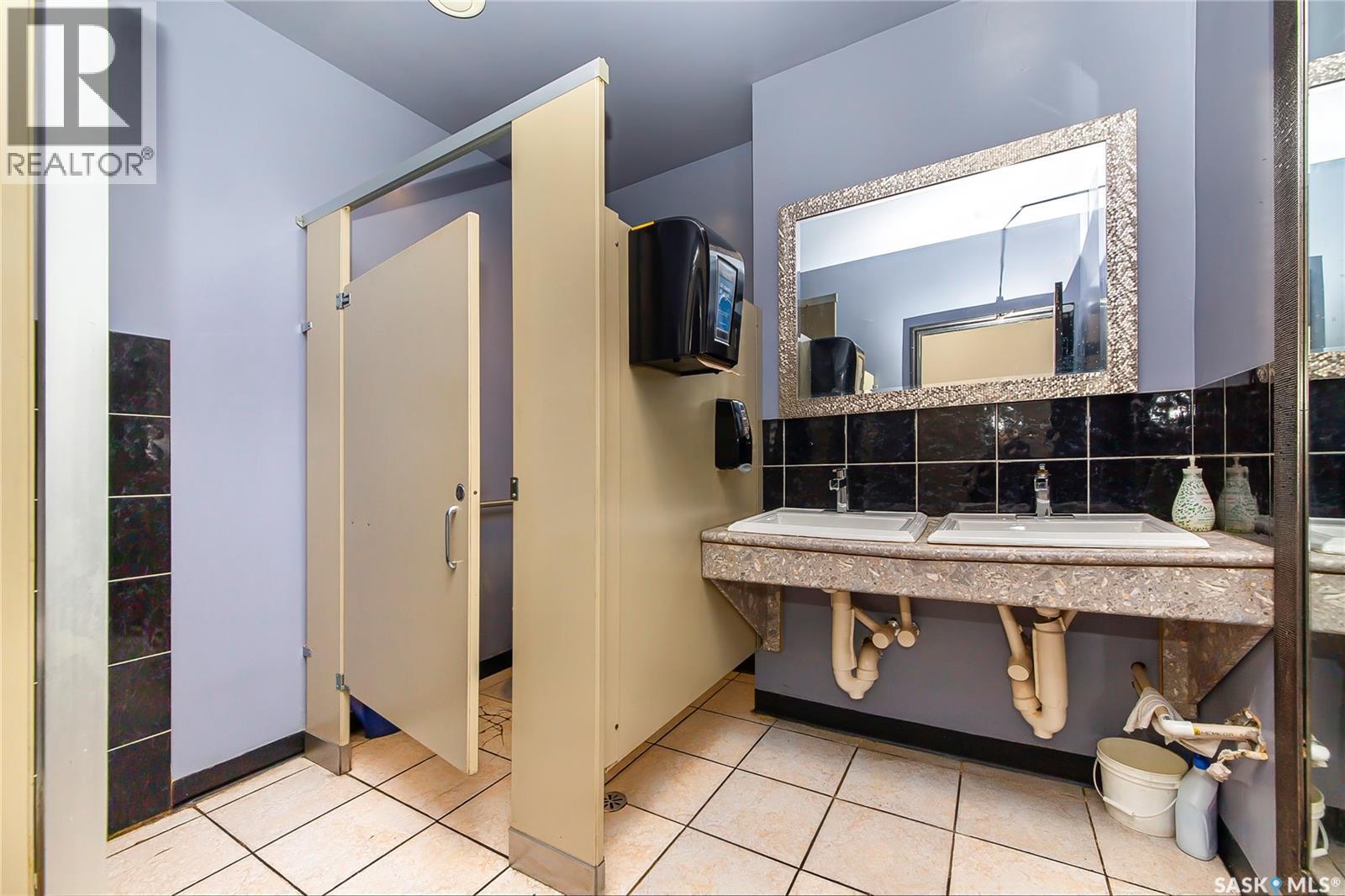 7 3110 8th Street Property Photo 16