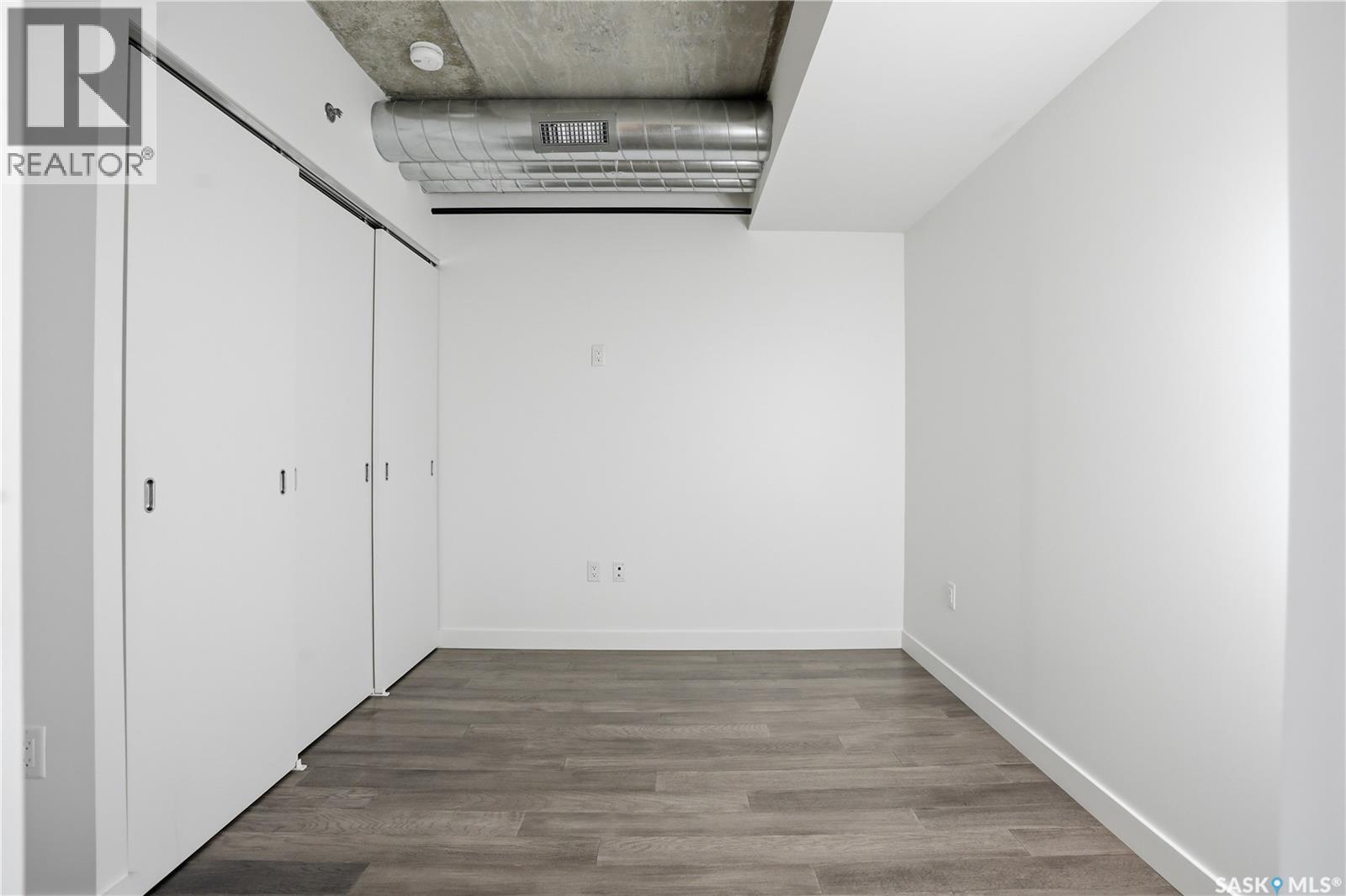 1705 490 2nd Avenue S Property Photo 24