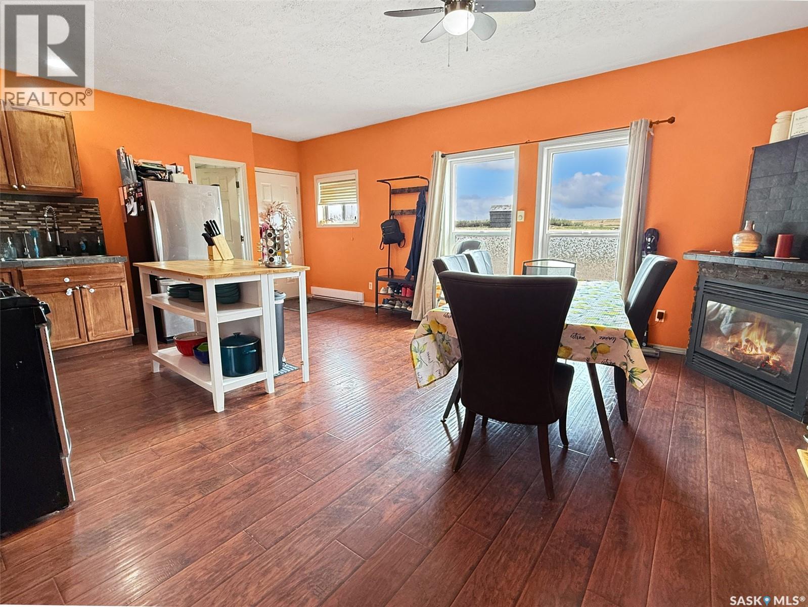 800 Railway Avenue Property Photo 8
