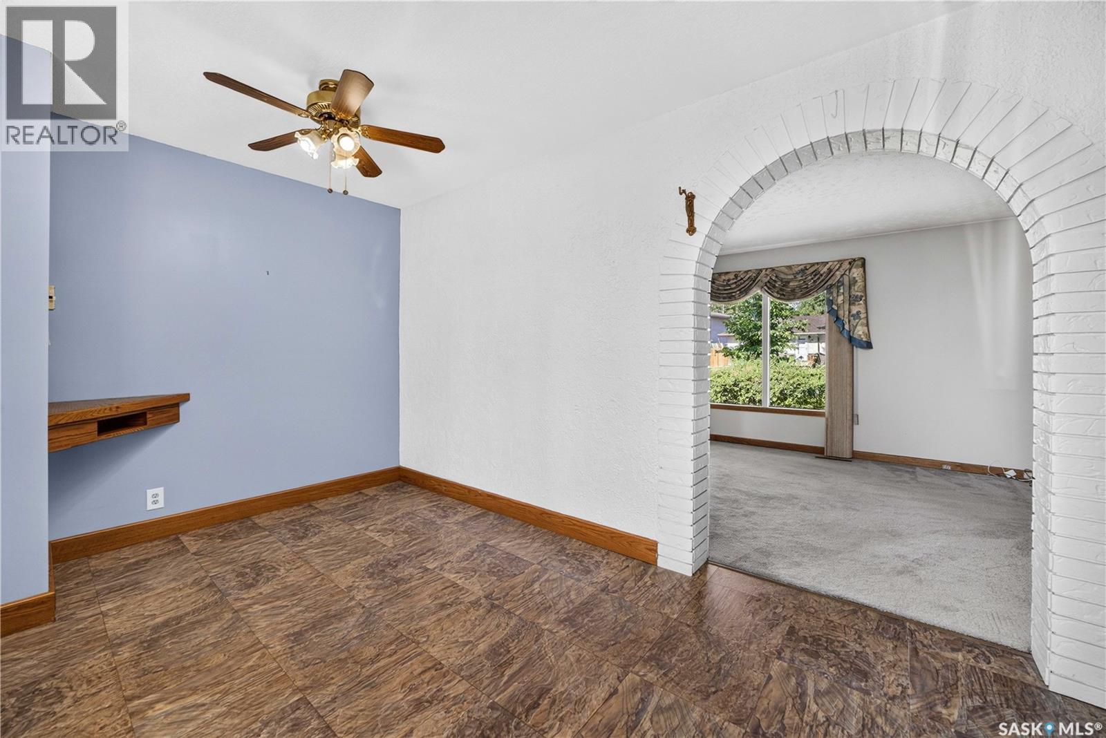27 Ellison Crescent Property Photo 6