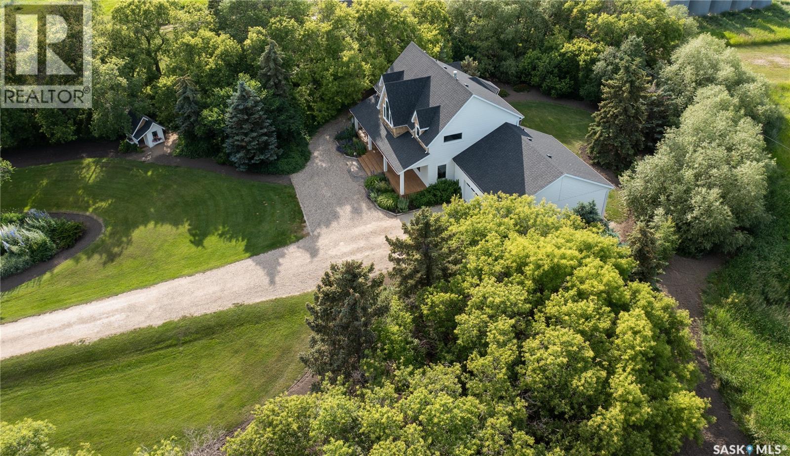 Seier Acreage Property Photo 4