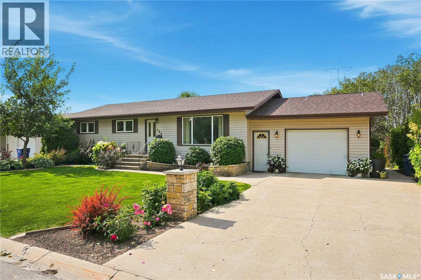 404 9th Avenue Property Photo 1
