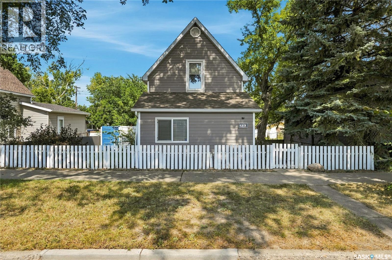 270 Duffield STREET W Property Photo 1