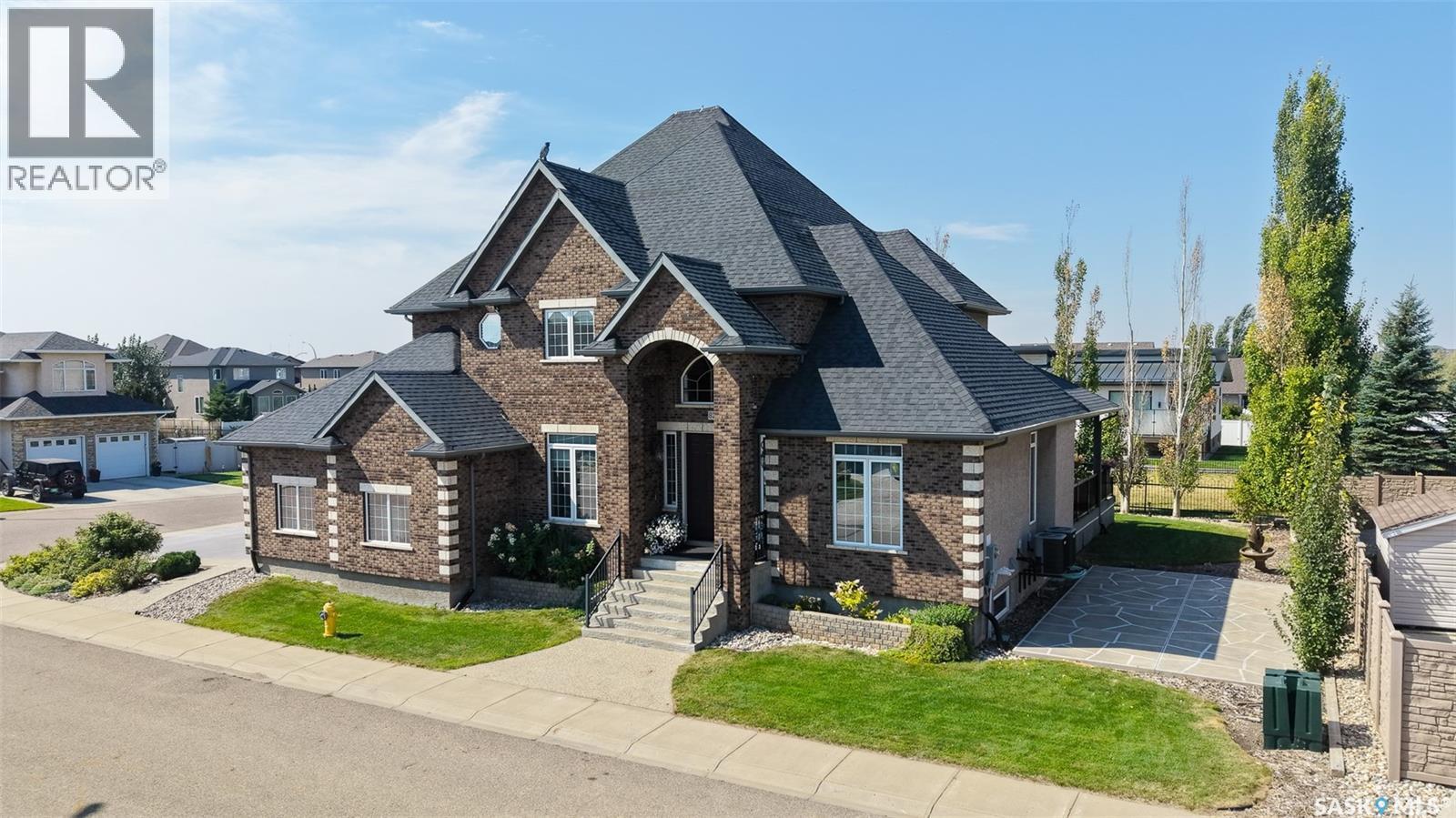 8259 Wascana Gardens Point Property Photo 1