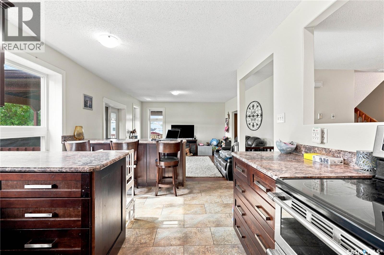301 2nd Avenue Property Photo 16