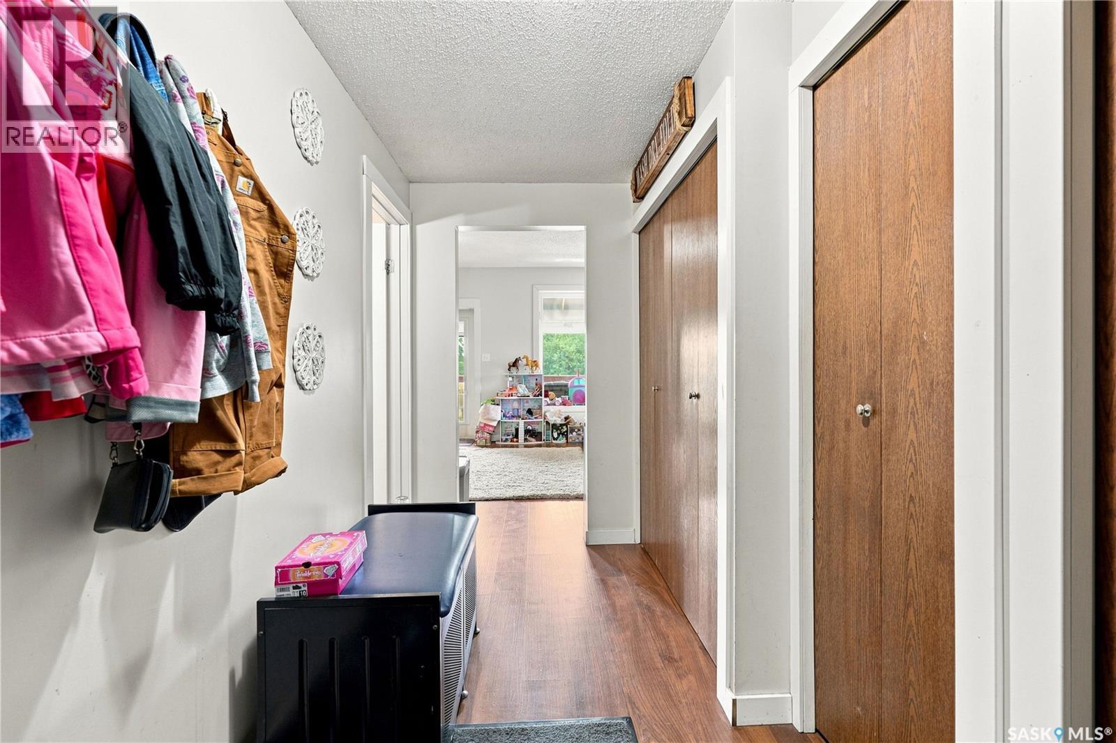 301 2nd Avenue Property Photo 26
