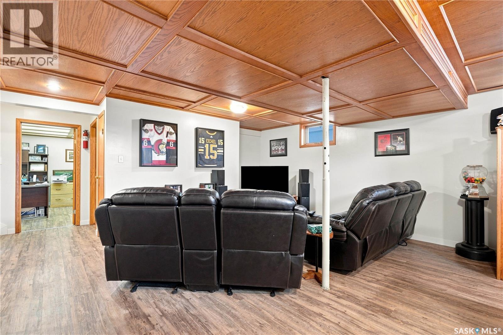 301 2nd Avenue Property Photo 46
