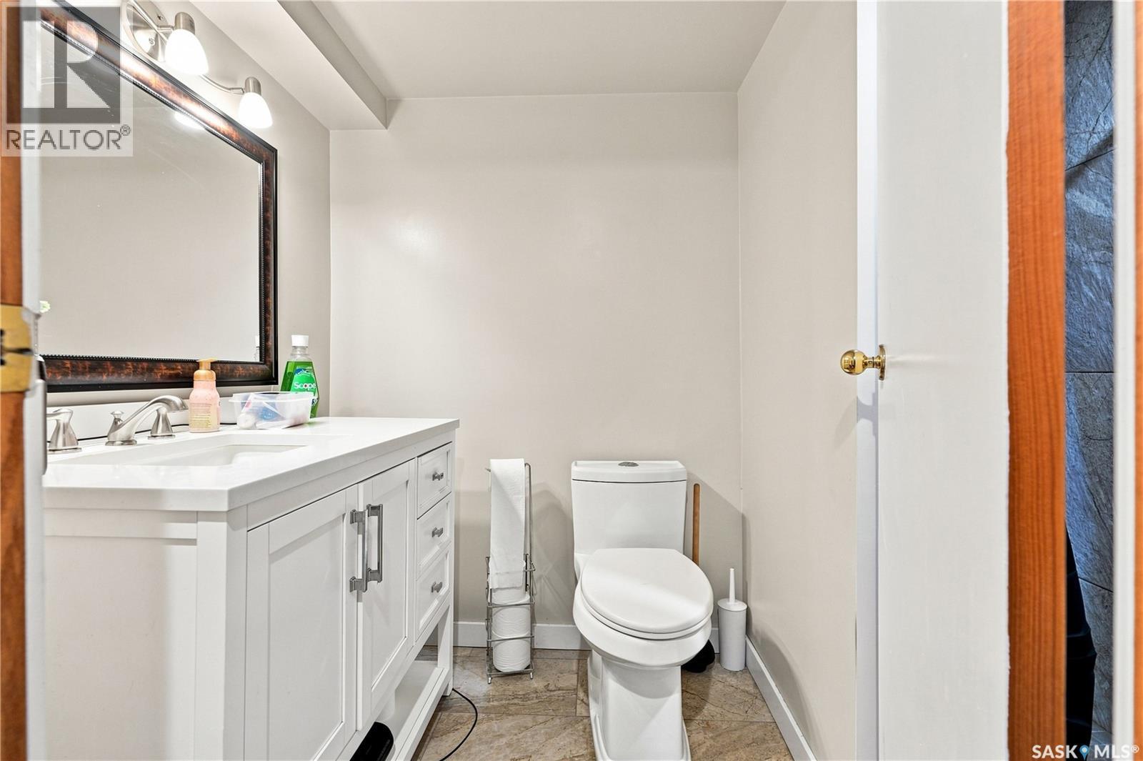 301 2nd Avenue Property Photo 49