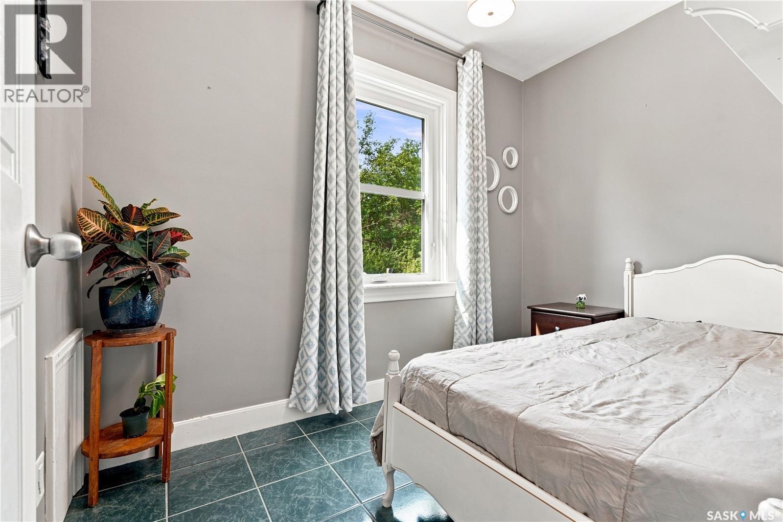1502 Lorne Avenue Property Photo 8