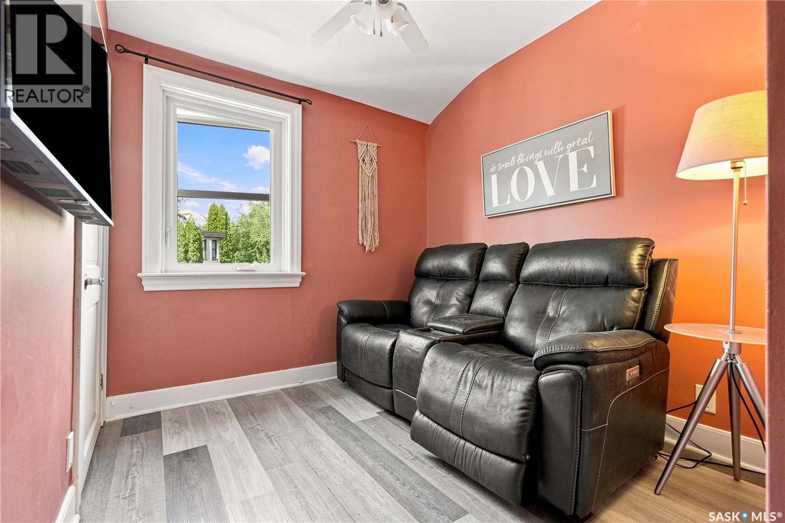1502 Lorne Avenue Property Photo 31