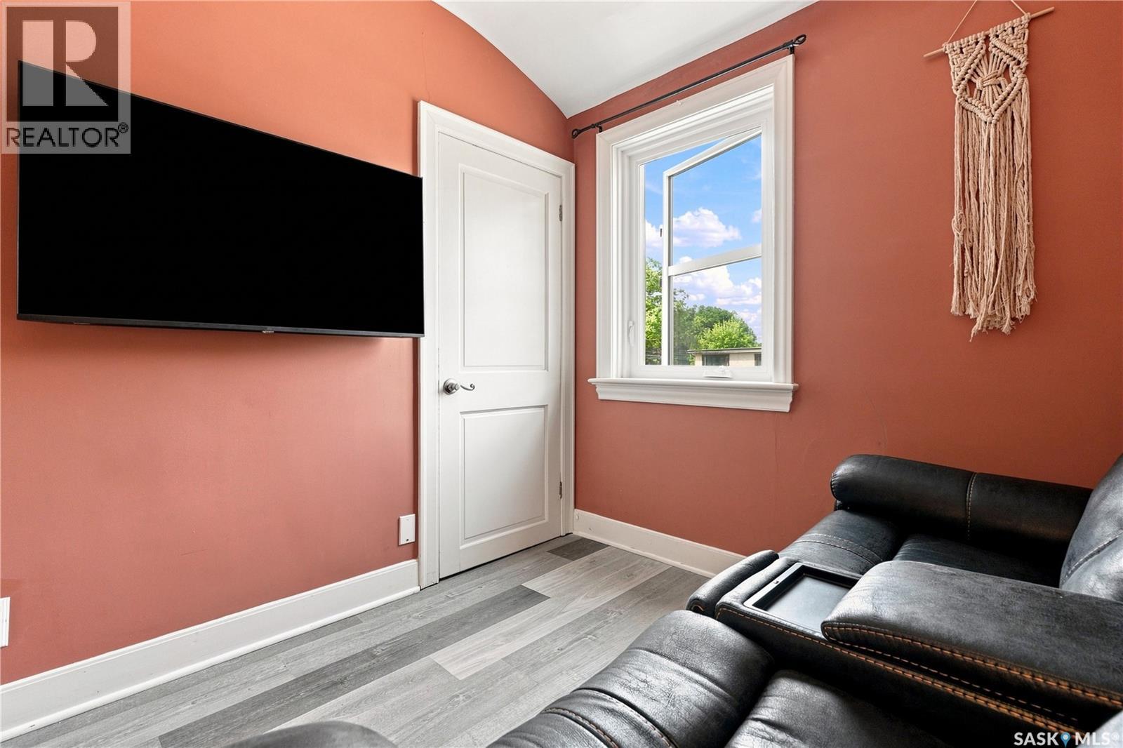 1502 Lorne Avenue Property Photo 32