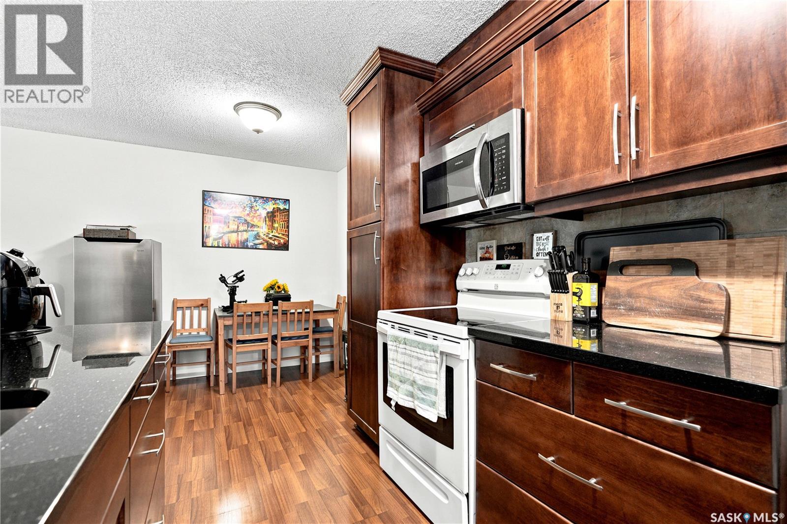 219 122 Edinburgh Place Property Photo 7