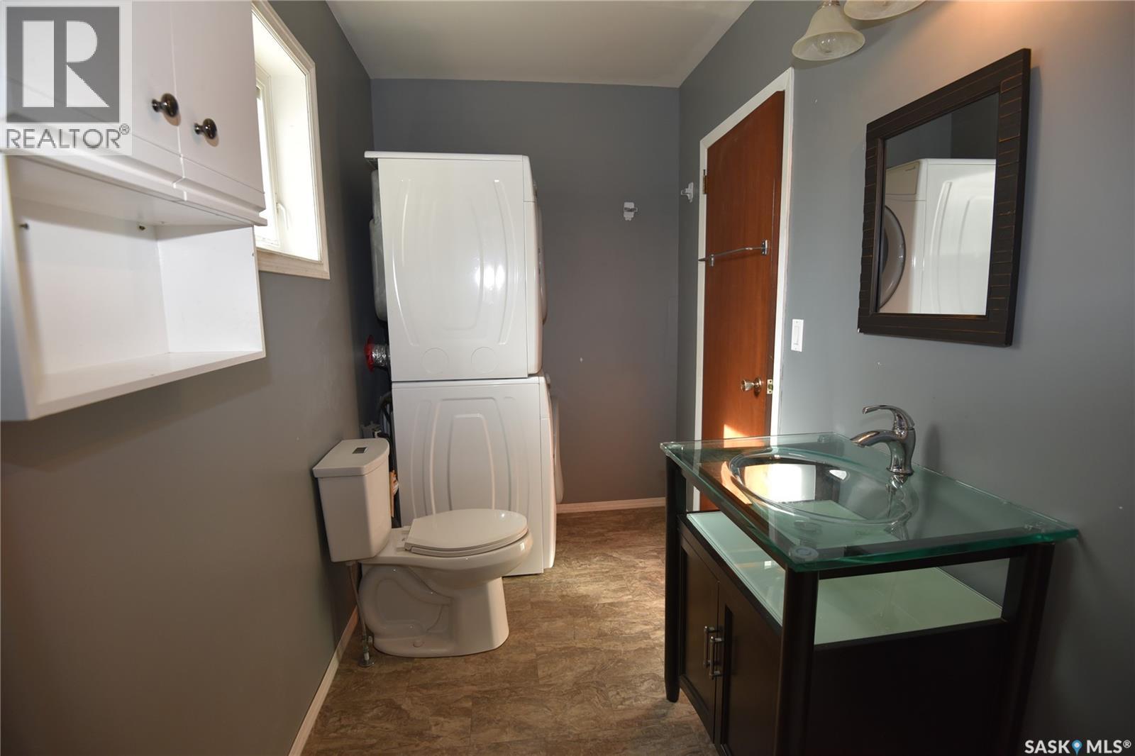 220 5th Street W Property Photo 18