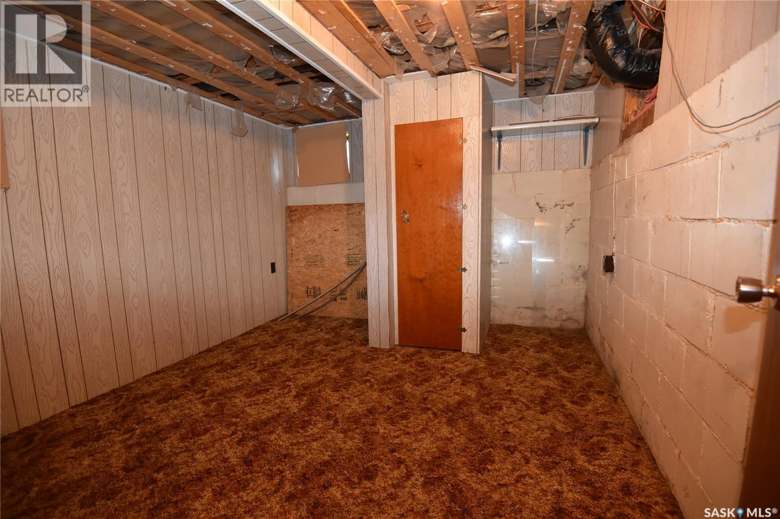 220 5th Street W Property Photo 20