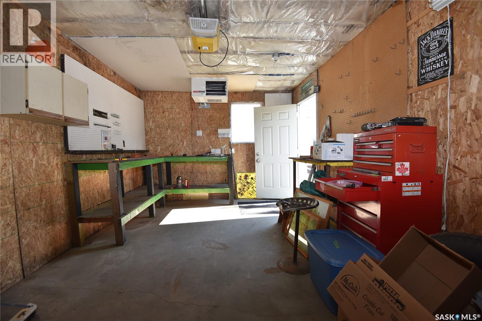 220 5th Street W Property Photo 28