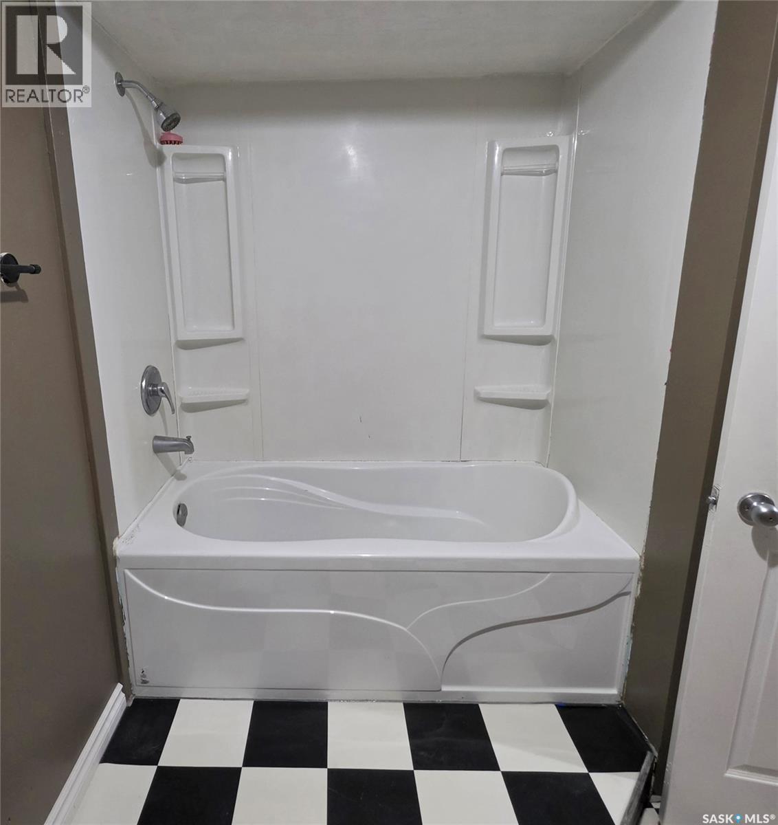 327 1st Avenue Nw Property Photo 31