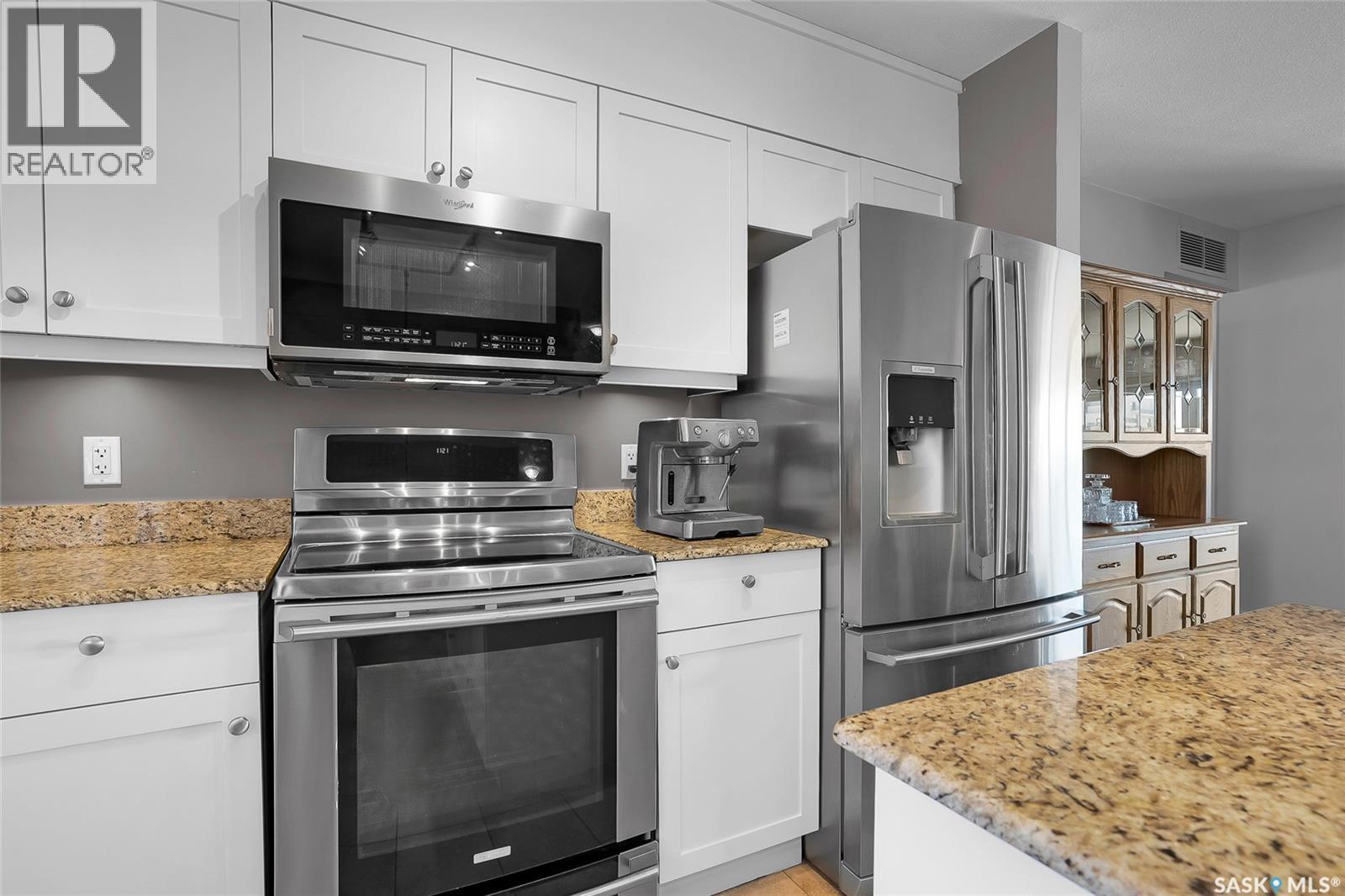 Penthouse B 537 4th Avenue N Property Photo 19