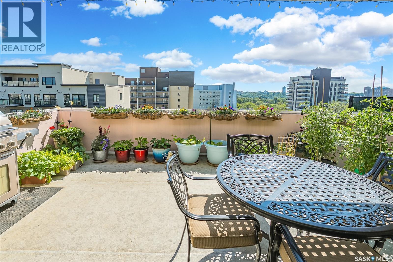 Penthouse B 537 4th Avenue N Property Photo 41