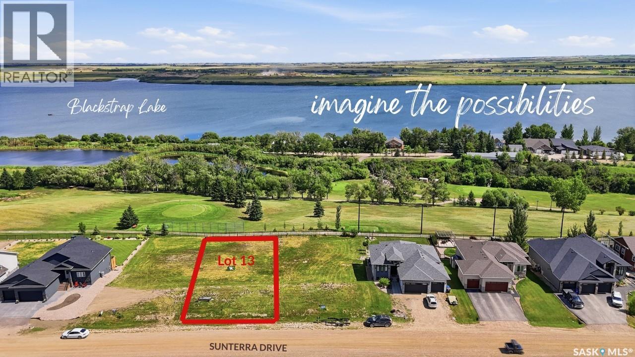 13 Sunterra Drive Property Photo 2