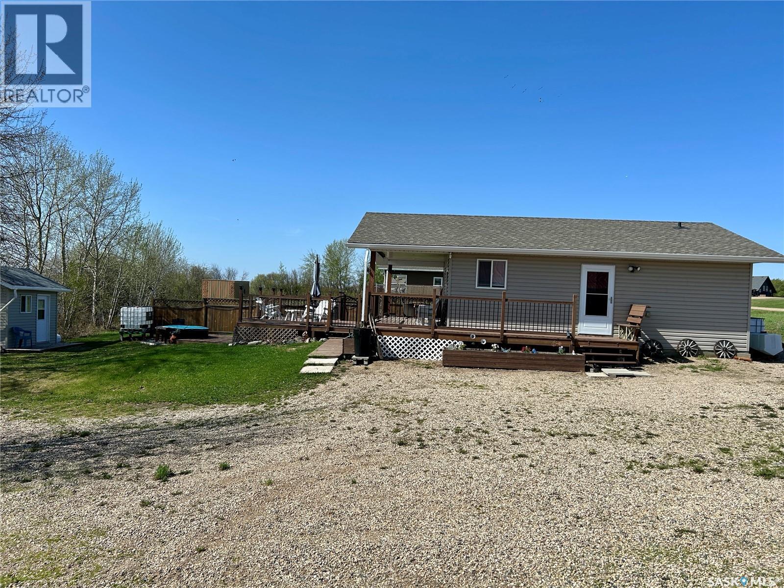 2 Willow Road Property Photo 28
