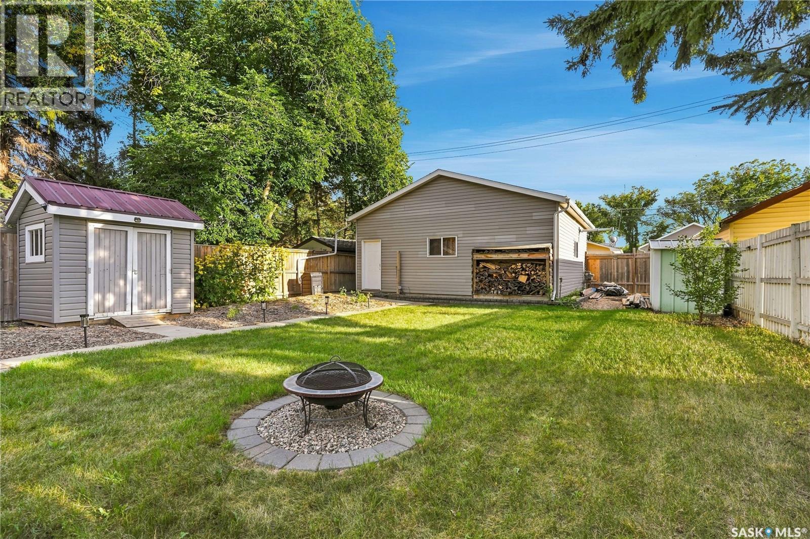 131 112th Street W Property Photo 7