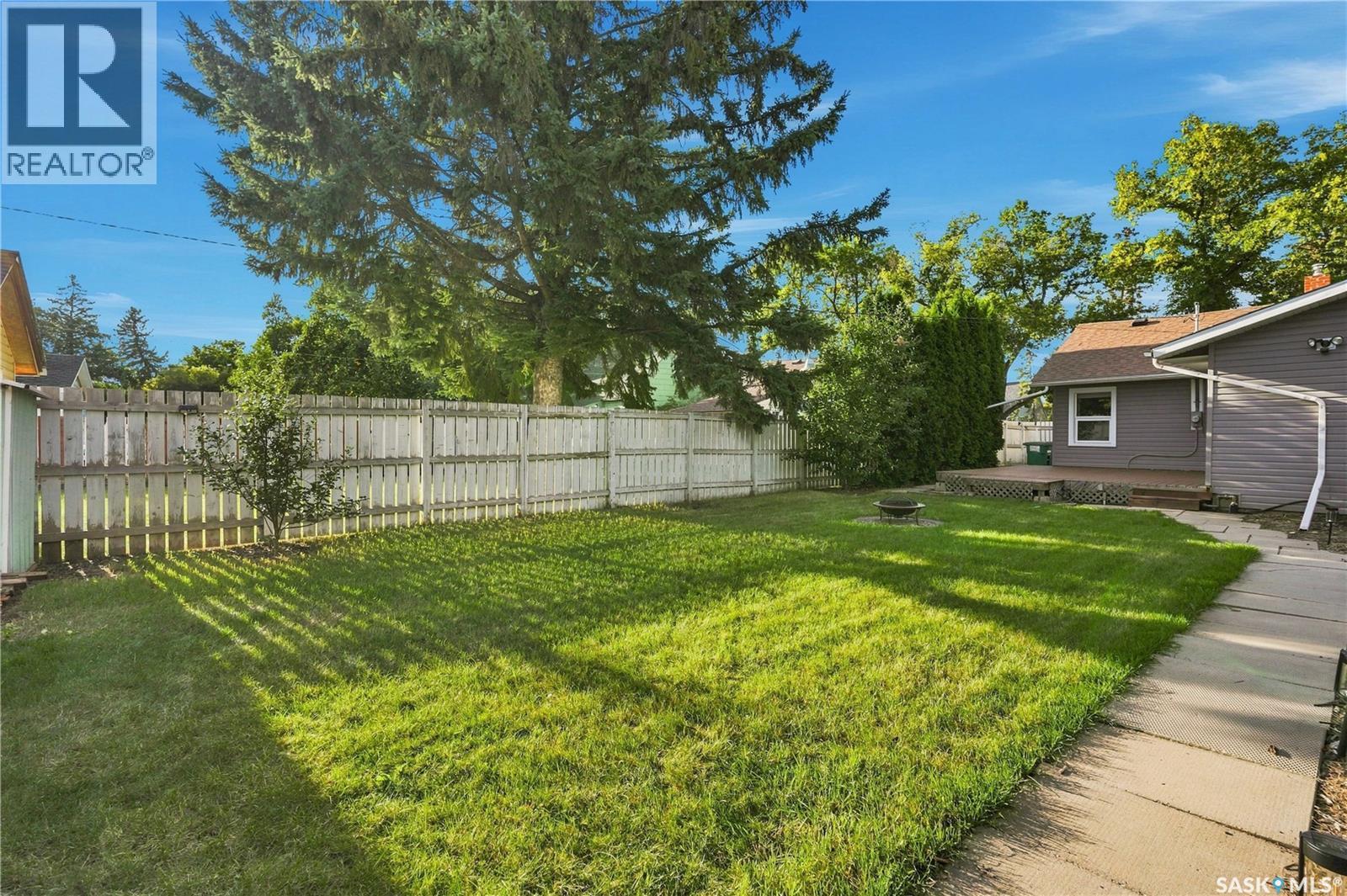 131 112th Street W Property Photo 9