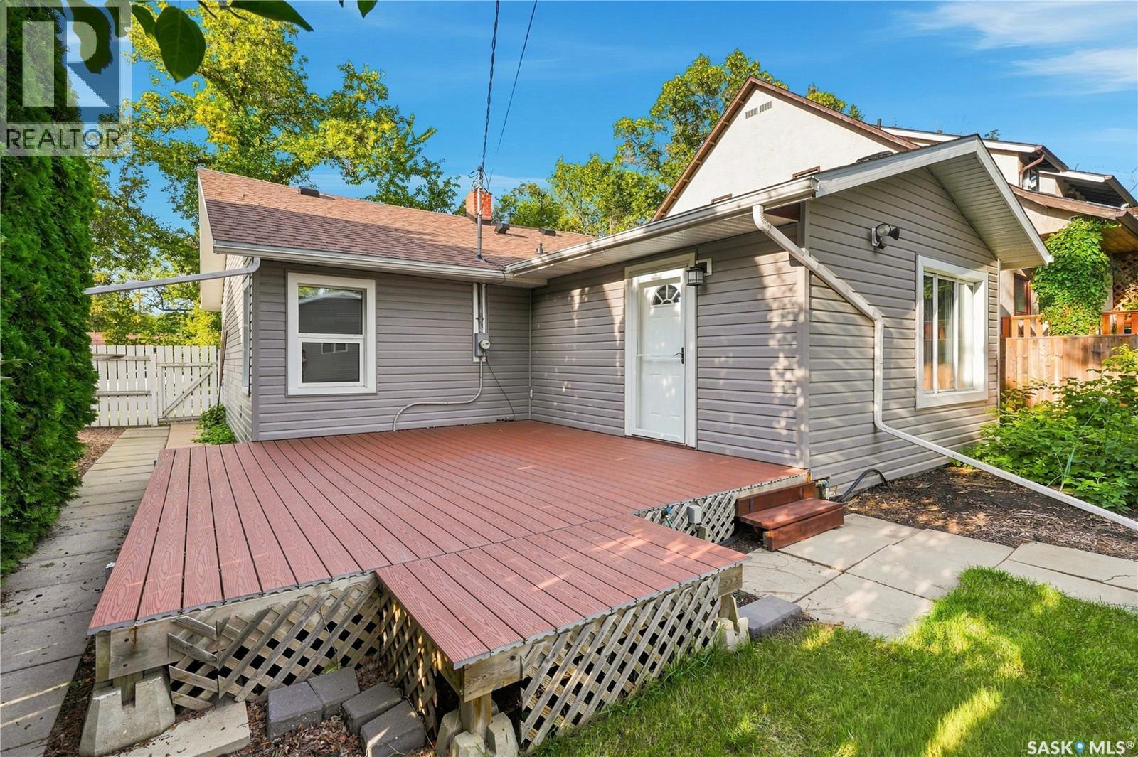 131 112th Street W Property Photo 11