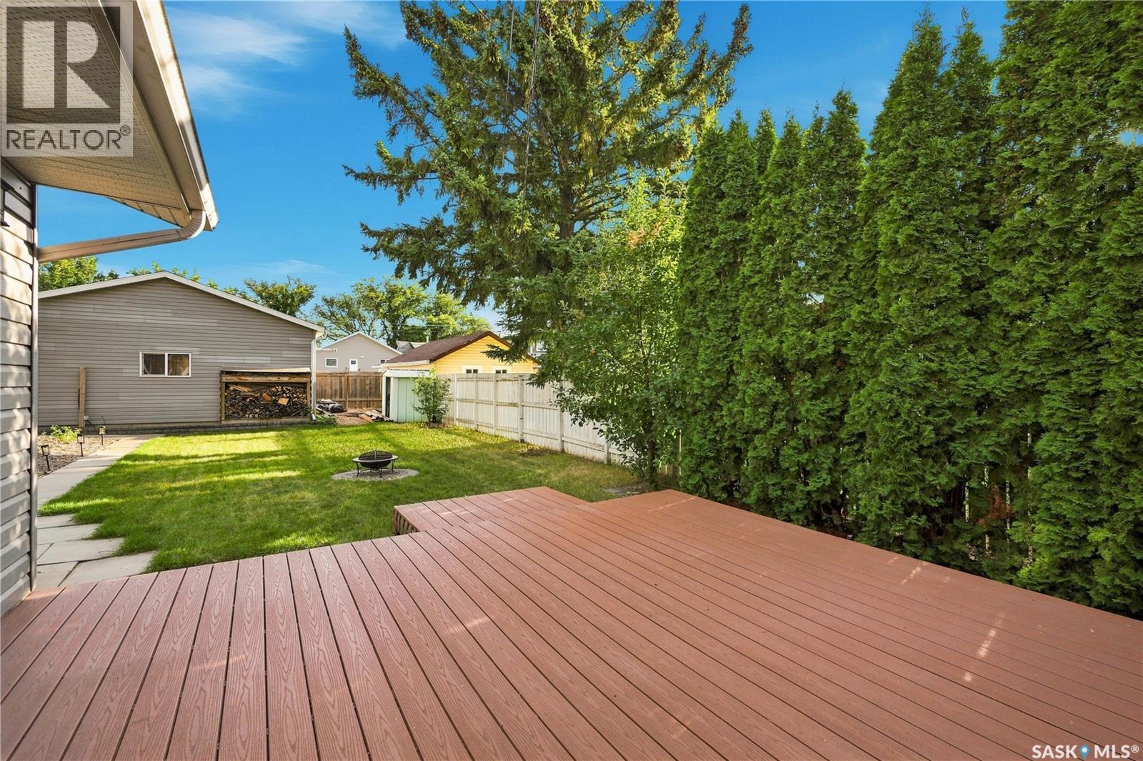 131 112th Street W Property Photo 13