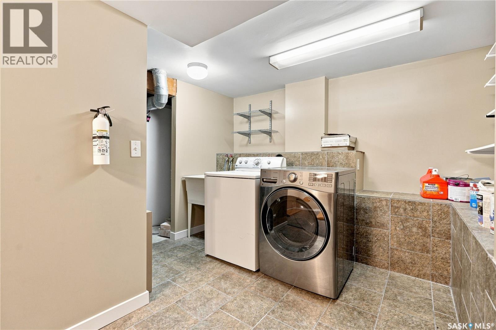 131 112th Street W Property Photo 41