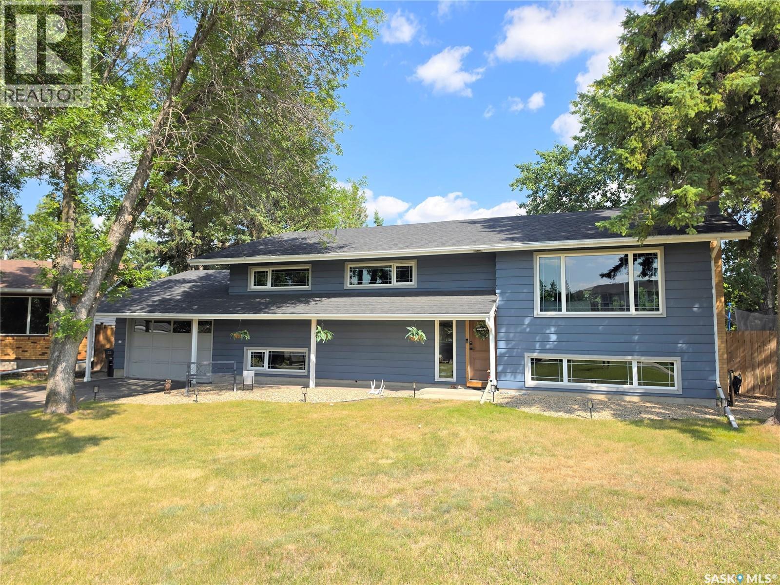 22 Crocus PLACE