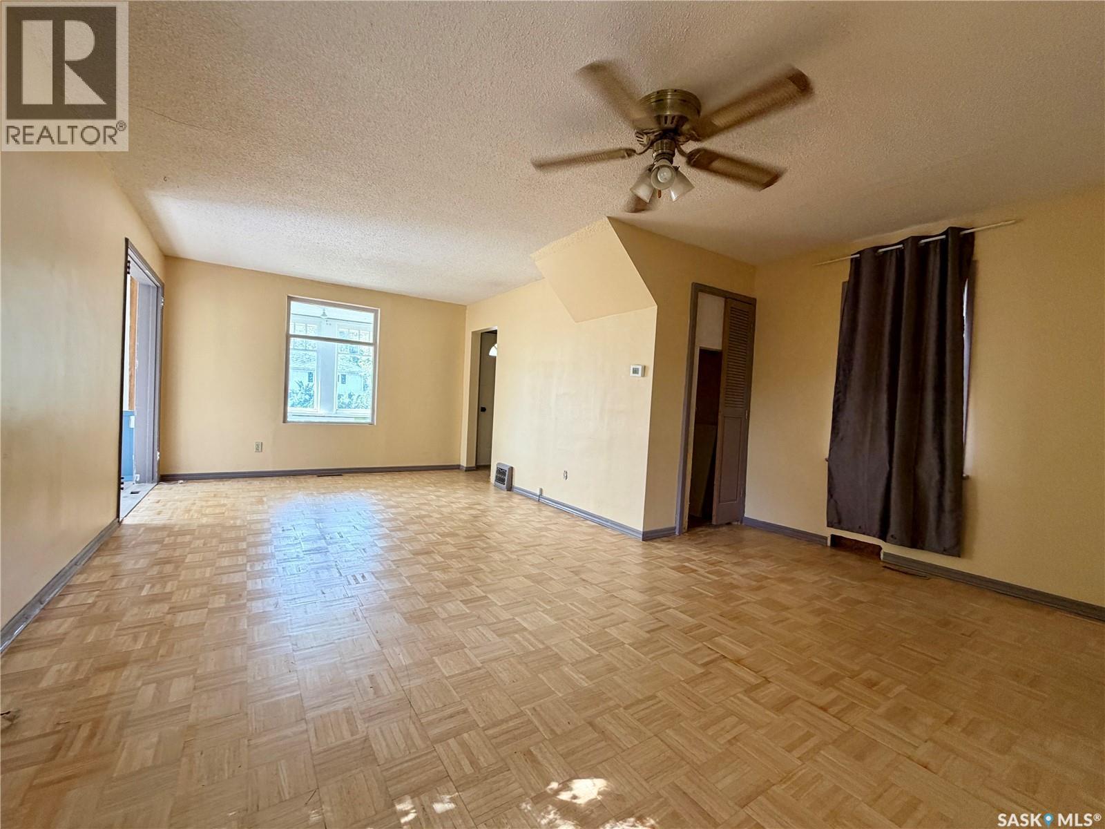 553 2nd Avenue Nw Property Photo 3