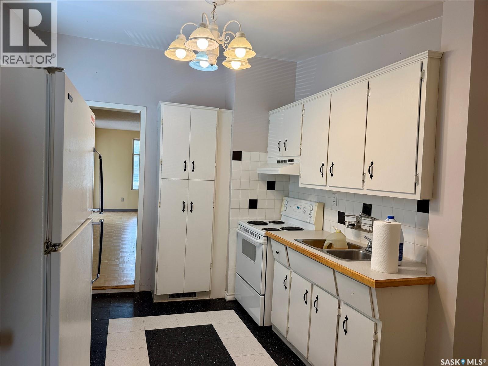 553 2nd Avenue Nw Property Photo 5