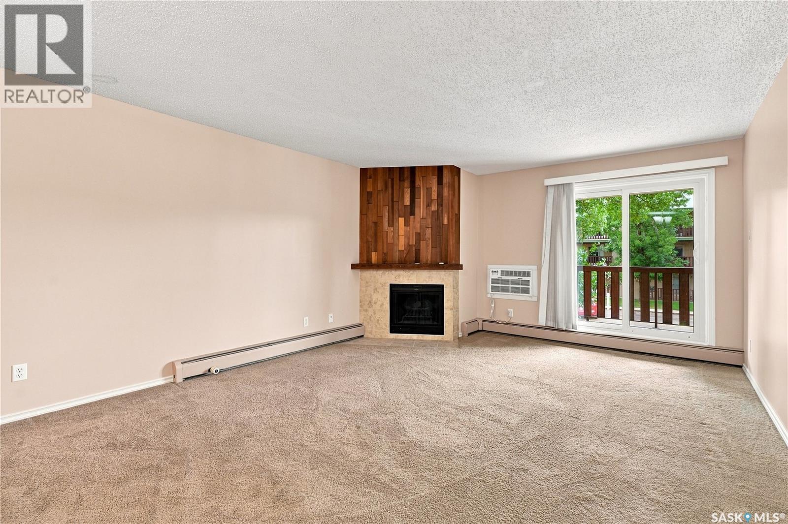 207e 1121 Mckercher Drive Property Photo 3