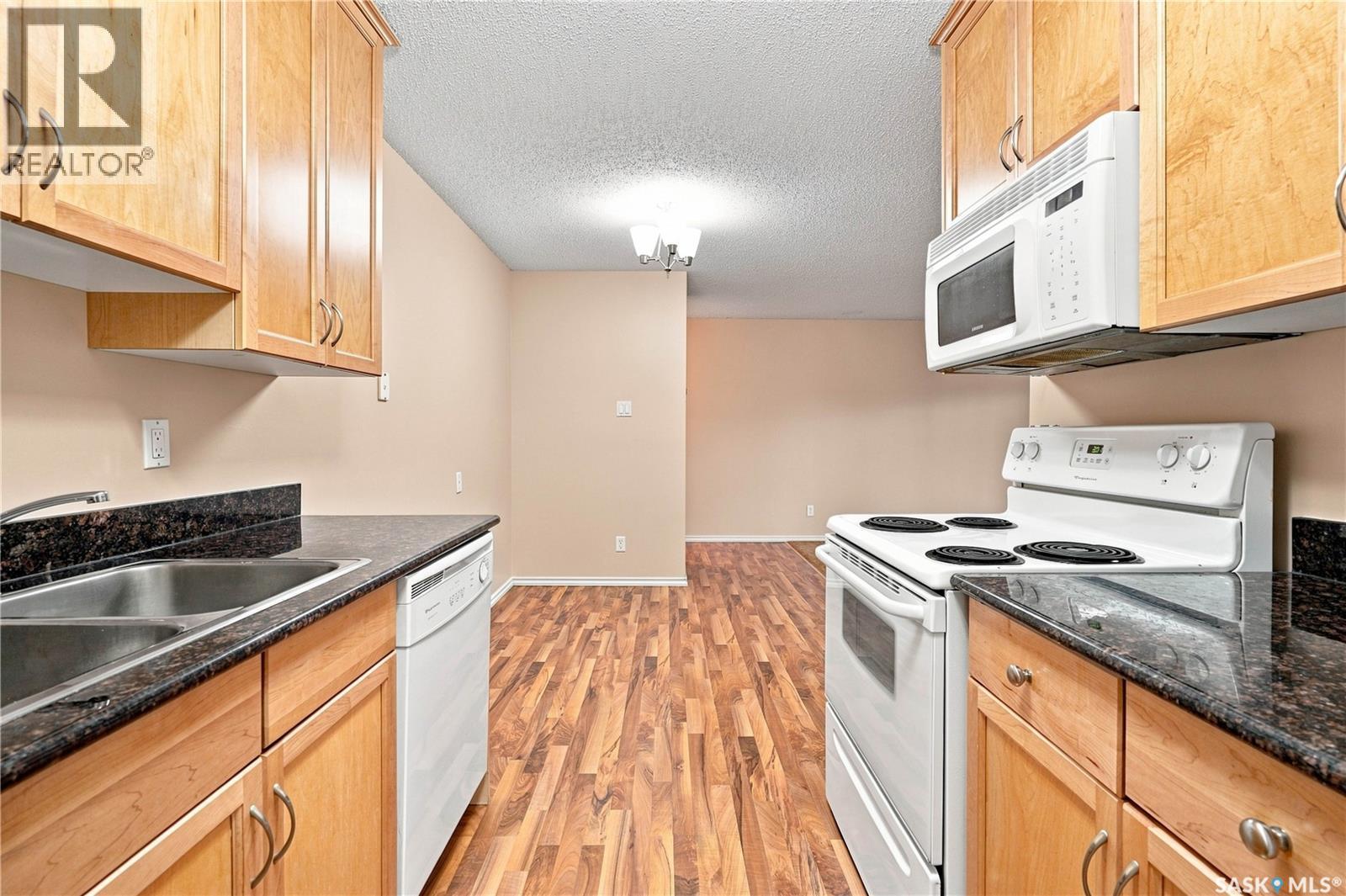 207e 1121 Mckercher Drive Property Photo 13