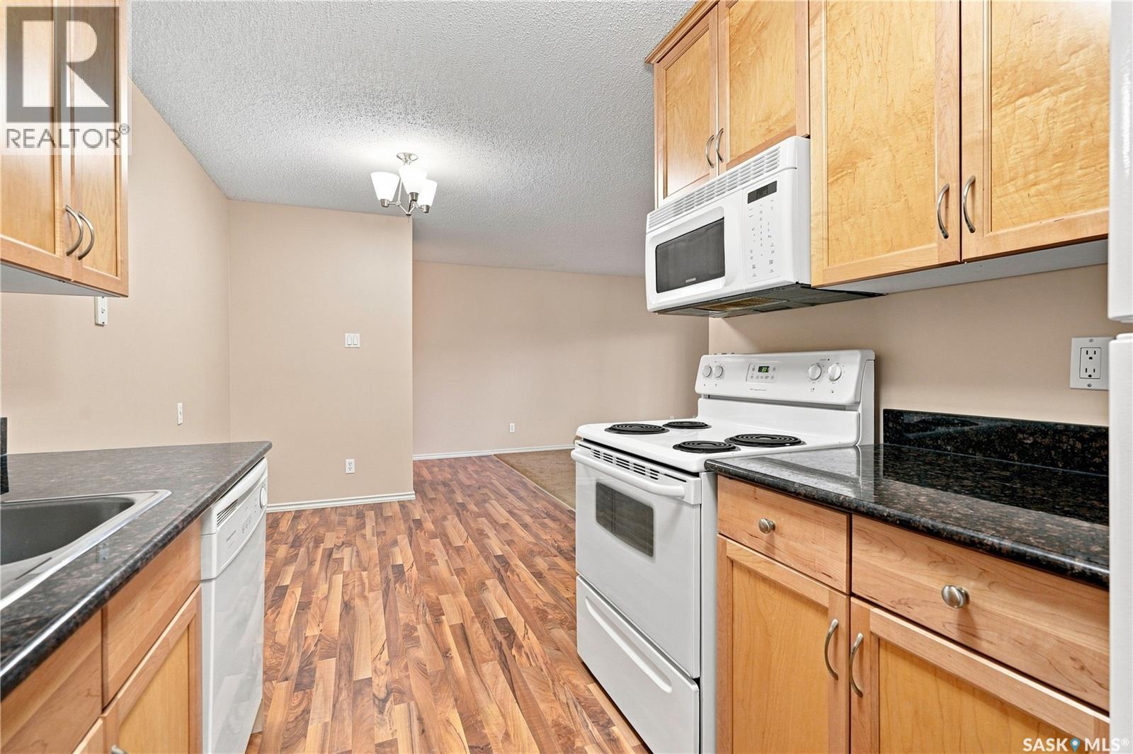 207e 1121 Mckercher Drive Property Photo 14
