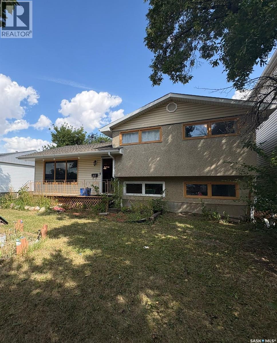 317 Halifax Street Property Photo 3