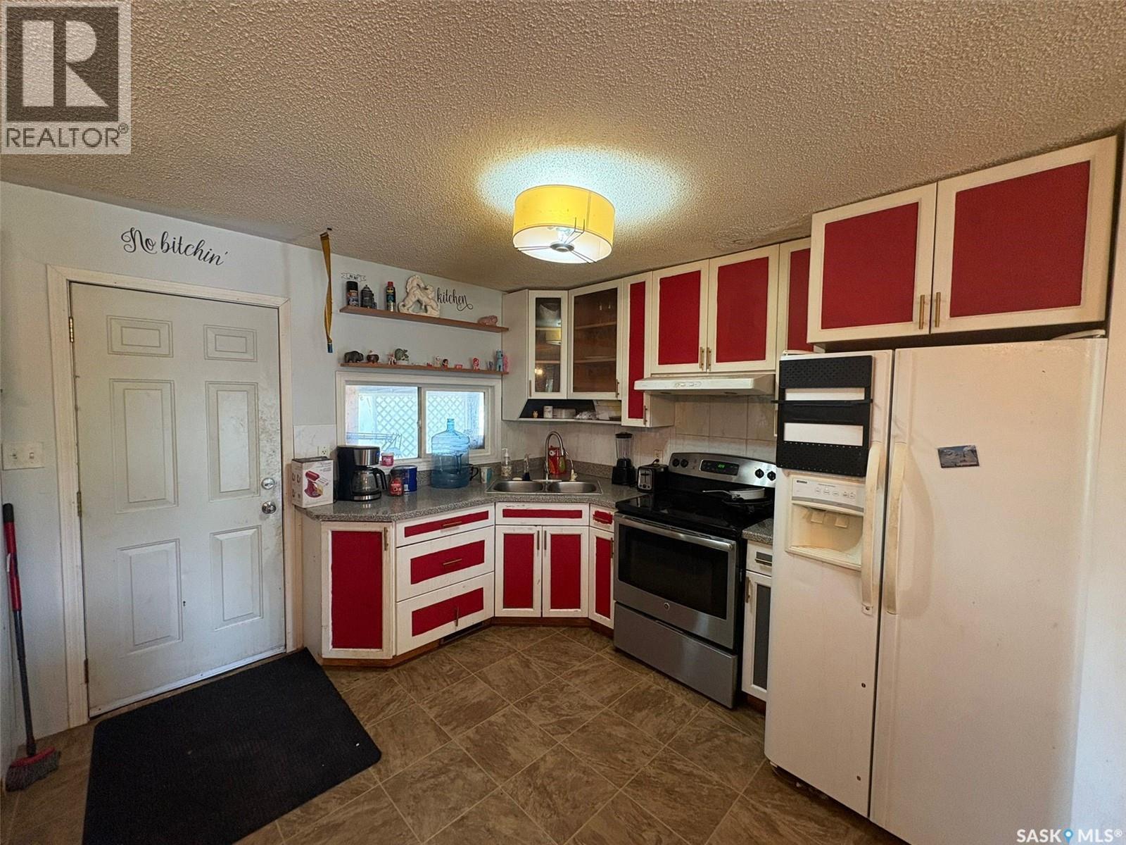 317 Halifax Street Property Photo 7