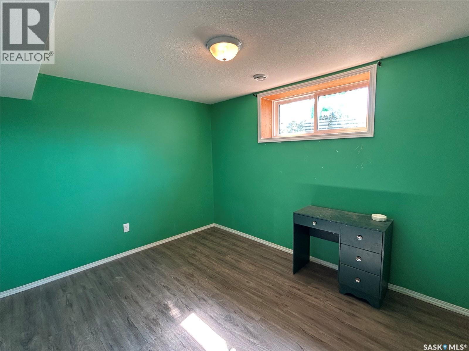 615 1st Avenue S Property Photo 26