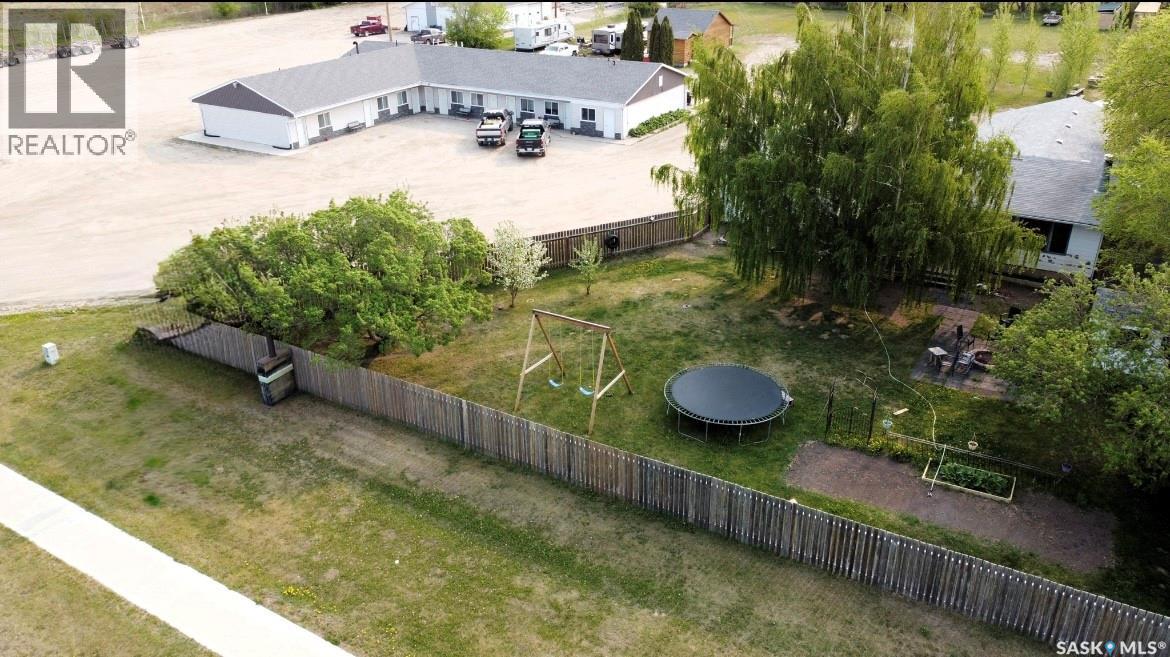 1401 35 Highway S Property Photo 5