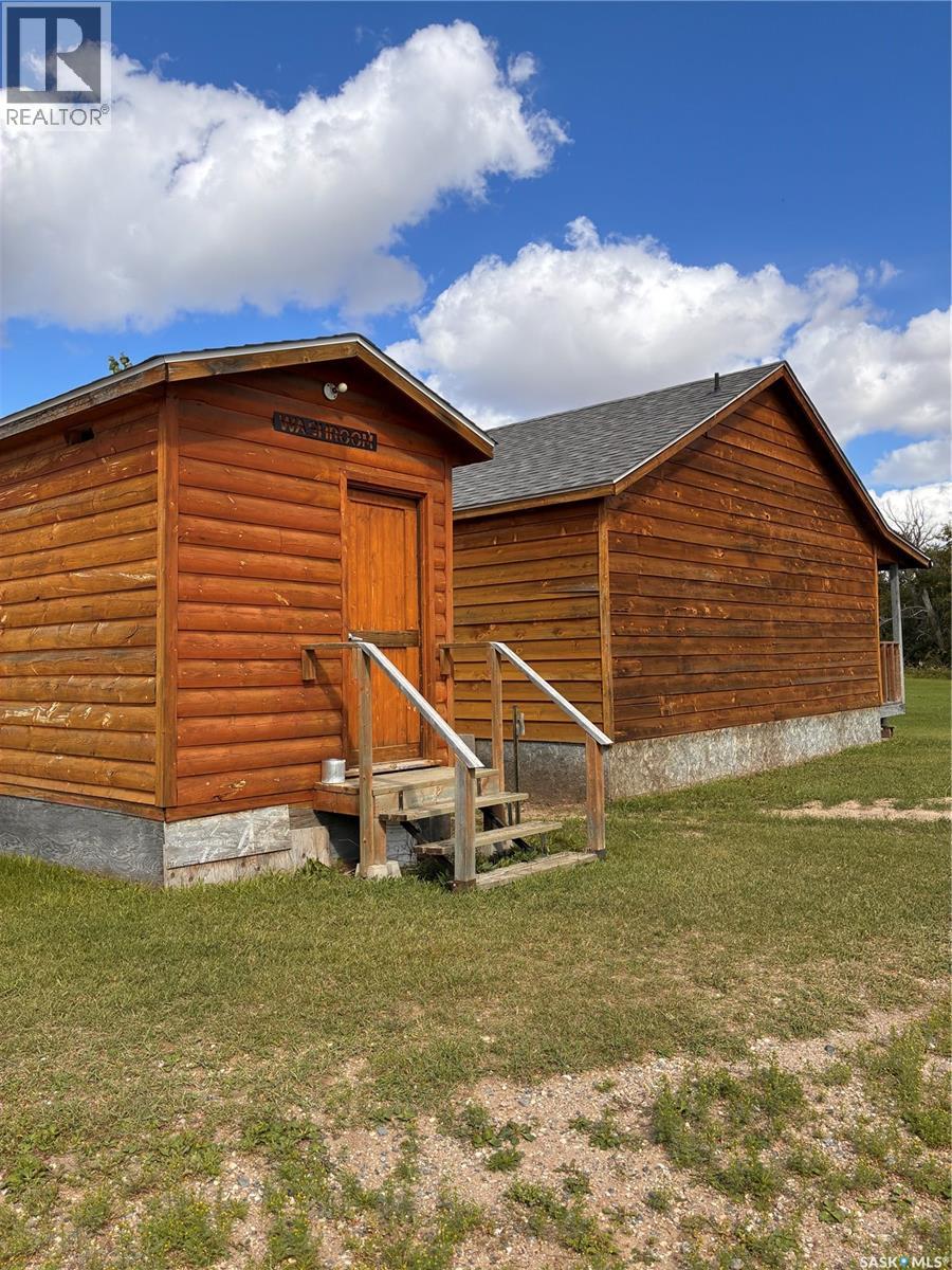 1401 35 Highway S Property Photo 11
