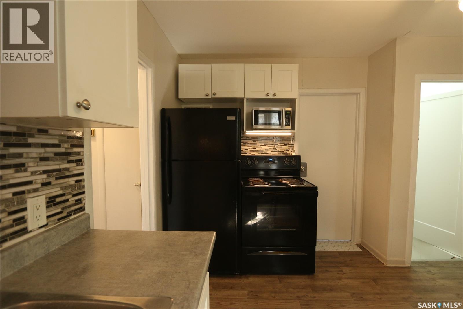 903 Robinson Street Property Photo 12
