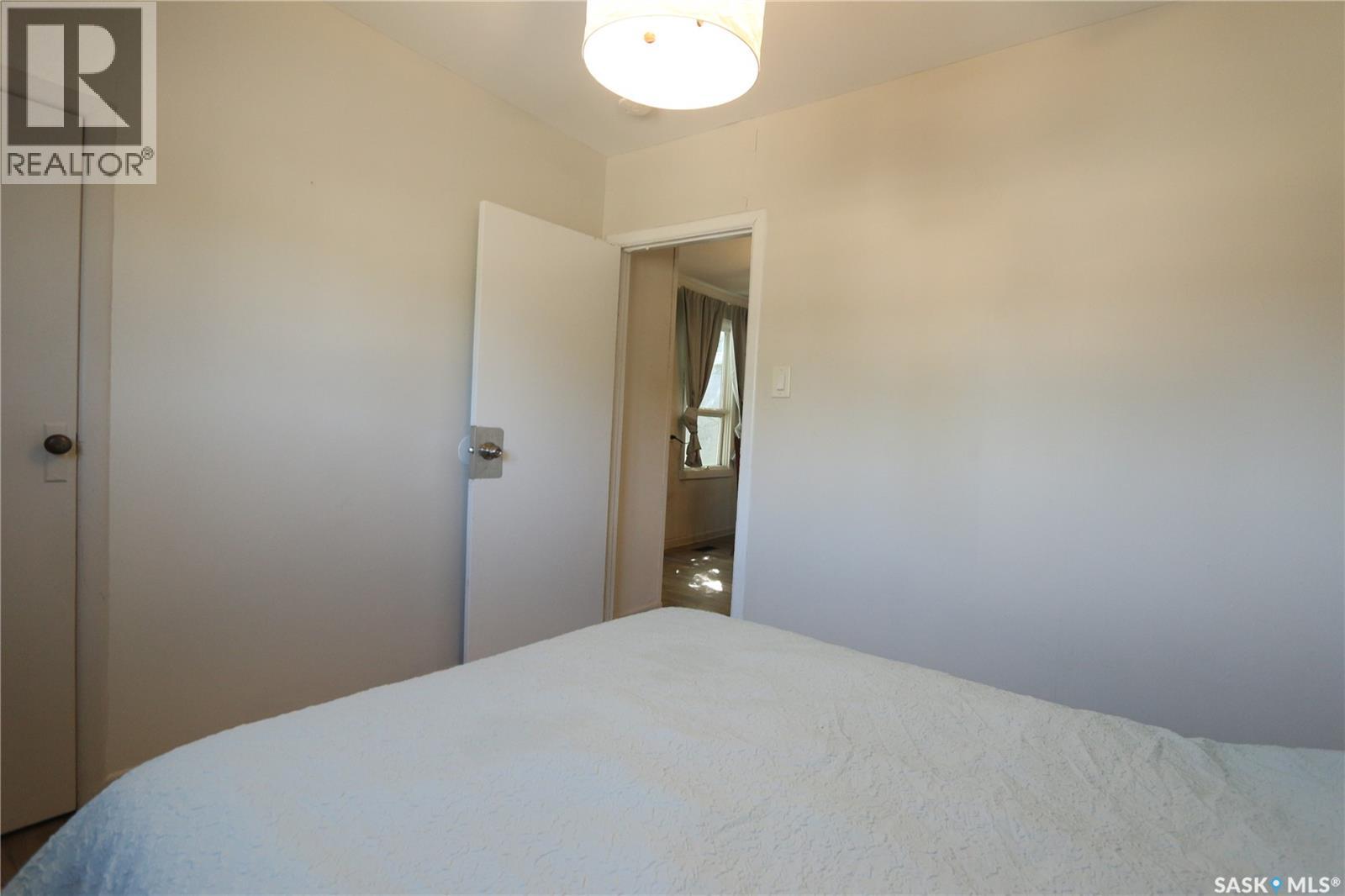 903 Robinson Street Property Photo 17